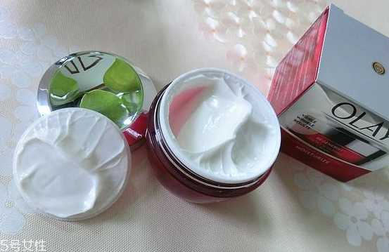 olay大红瓶搓泥是怎么回事