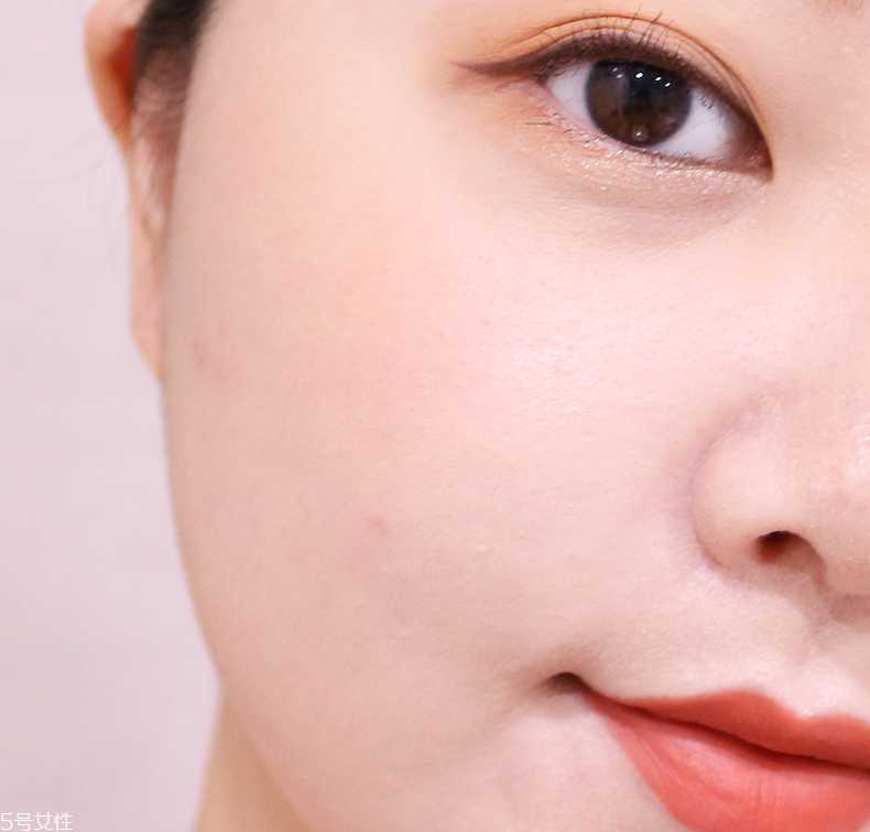 飞利浦洁面仪能卸妆吗？飞利浦迷你洁面仪清洁力测试