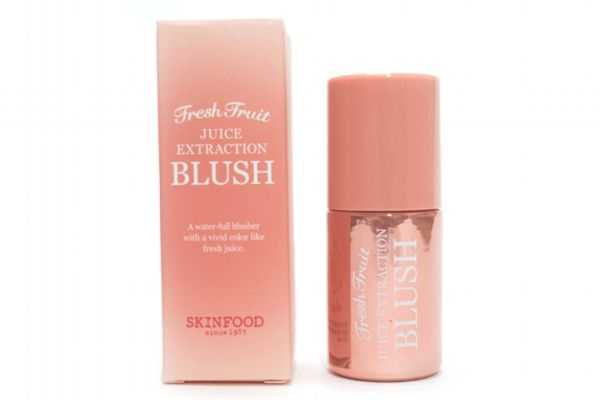 用腮红液前要用散粉吗?腮红液可以当唇彩用吗 用腮红液前要用散粉吗?腮红液可以当唇彩用吗