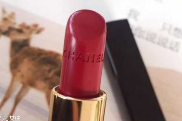 香奈儿丝绒口红颜色有哪些？香奈儿丝绒口红哪个色号好看