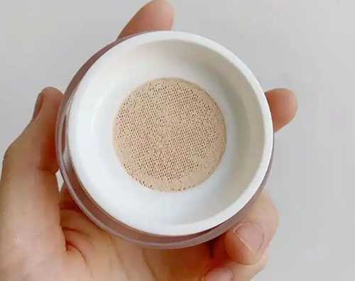 蜜粉含有香精吗 蜜粉含有香精吗