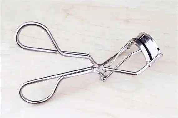 睫毛夹有保质期吗 睫毛夹有保质期吗