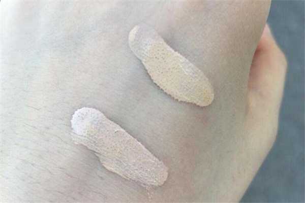 花西子气垫适合什么皮肤?花西子粉底液怎么使用 花西子气垫适合什么皮肤?花西子粉底液怎么使用