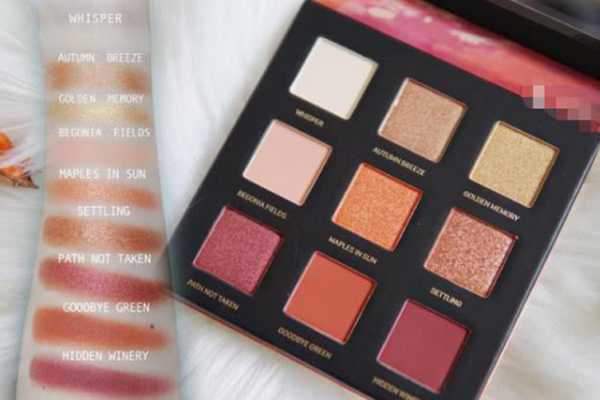 什么牌子的眼影好不脱妆 什么牌子的眼影好不脱妆