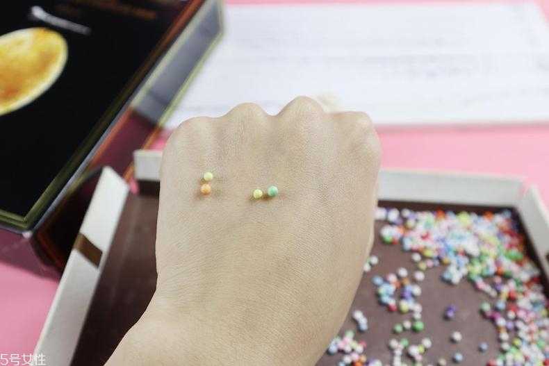 jm蜂蜜面膜和jm玫瑰面膜哪个好