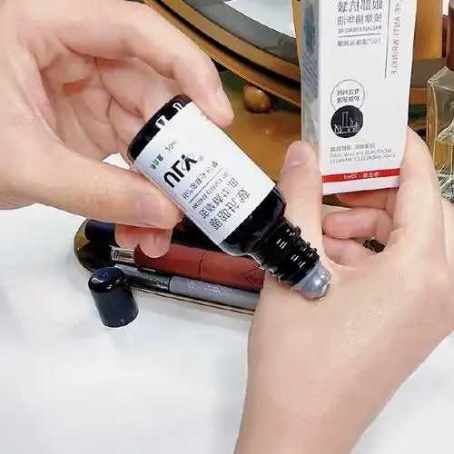 眼部精华适合熬夜的人群吗