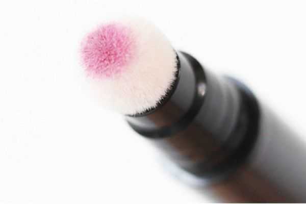 burberry气垫唇釉怎么样? burberry气垫唇釉怎么样?