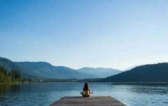 双盘打坐有什么好处？双盘打坐有哪些禁忌