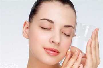 油性皮肤用什么水?油性皮肤要怎么样保养 油性皮肤用什么水?油性皮肤要怎么样保养