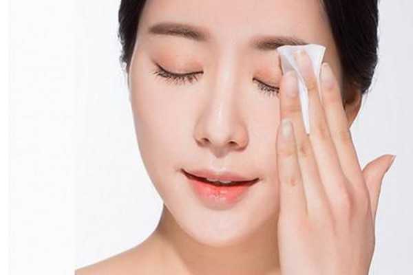 眼部卸妆步骤是什么？眼部怎样卸妆才干净
