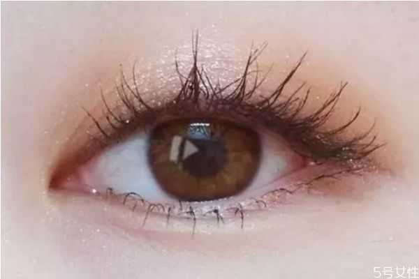 眼影怎么挑选？怎么确定自己适合什么眼影