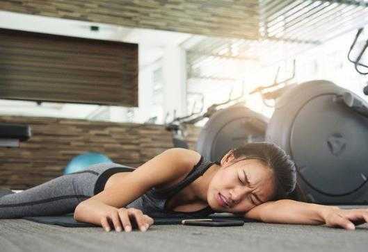 猝死前10秒要如何自救?三天三夜睡不着会死吗? 猝死前10秒要如何自救?三天三夜睡不着会死吗?