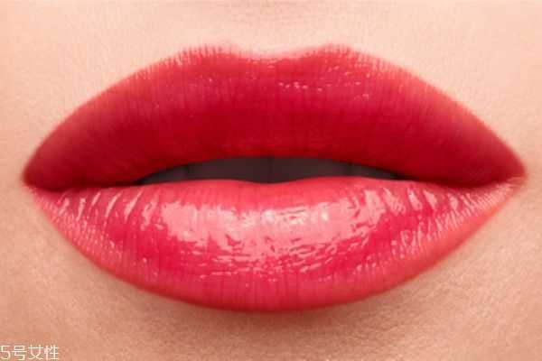 ysl夹心唇膏哪个颜色好看? ysl夹心唇膏哪个颜色好看?