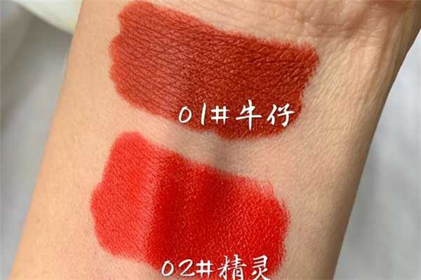 卡姿兰小黑管02精灵是什么颜色？适合素颜吗