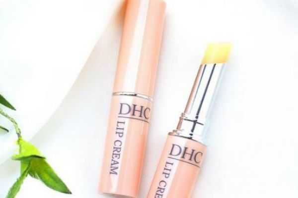 润唇膏可以一直涂吗？润唇膏还可以涂哪里