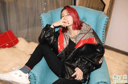 皮衣怎么穿搭 女生秋冬季皮衣搭配技巧5