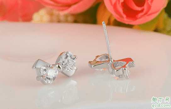 如何知道银饰的真假?怎么挑选银饰才不会被坑 如何知道银饰的真假?怎么挑选银饰才不会被坑