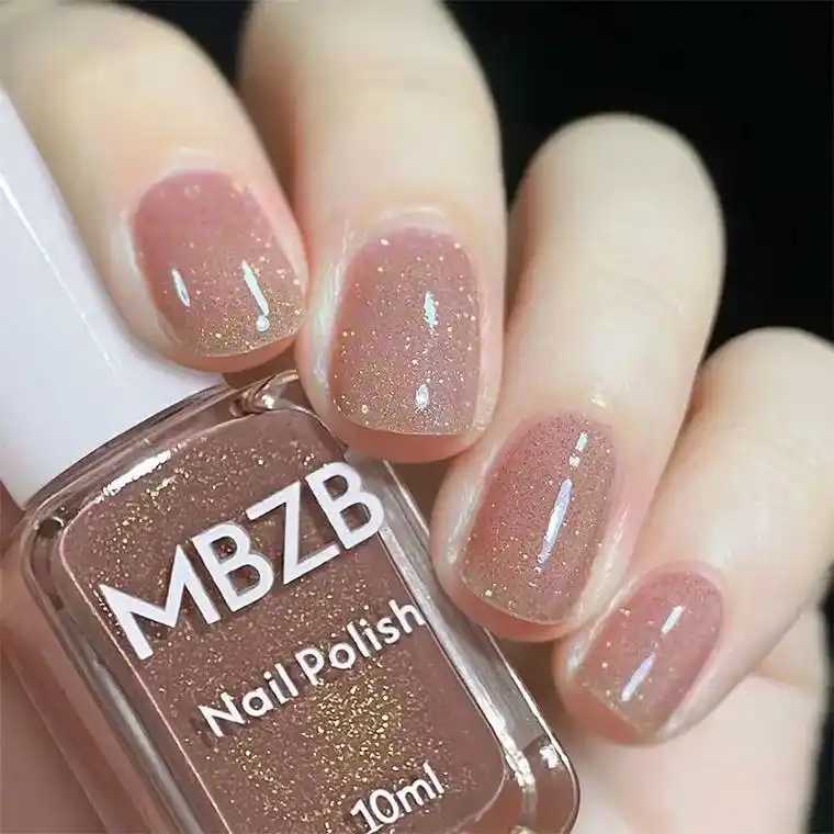 指甲油需要什么卸掉呢