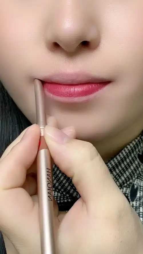 使用遮瑕笔后用卸妆水卸妆可以吗