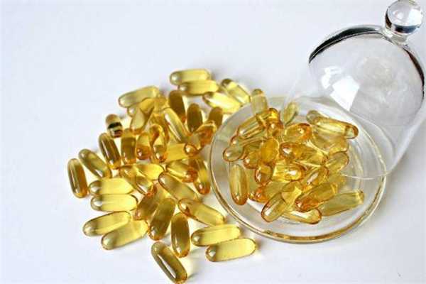 鱼肝油可以护肤吗？油皮痘痘肌可以用鱼肝油擦脸吗