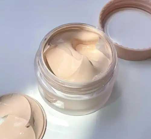 粉底霜适合什么季节用