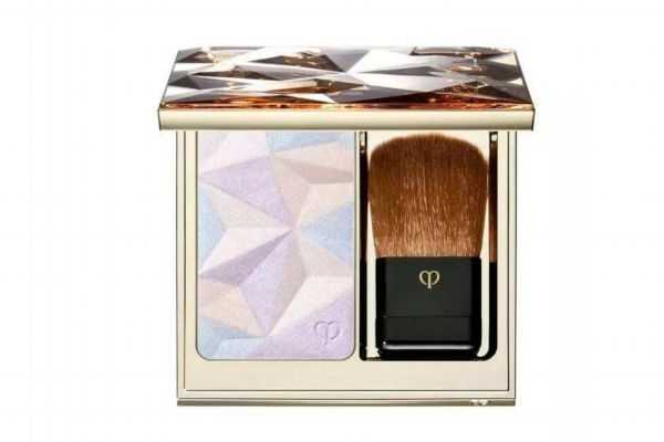 修容高光在化妆哪一步?高光棒使用注意事项 修容高光在化妆哪一步?高光棒使用注意事项