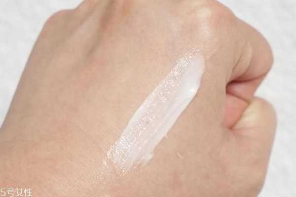 思薇婷眼霜好用吗 思薇婷眼霜好用吗