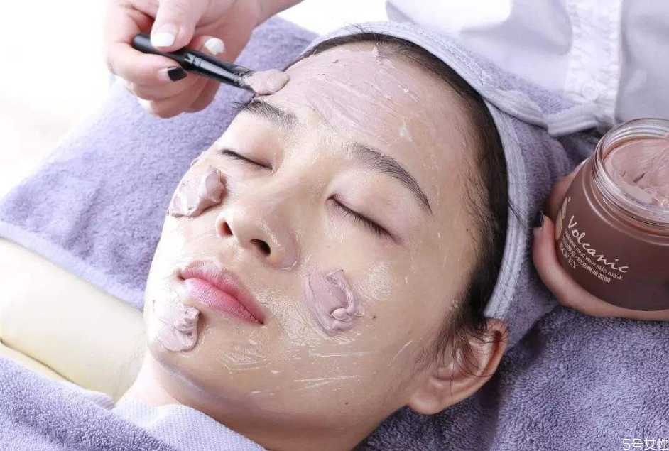 泥膜弄进眼睛怎么办?泥膜敷太久会怎样 泥膜弄进眼睛怎么办?泥膜敷太久会怎样