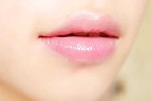 唇彩具有防晒功能吗