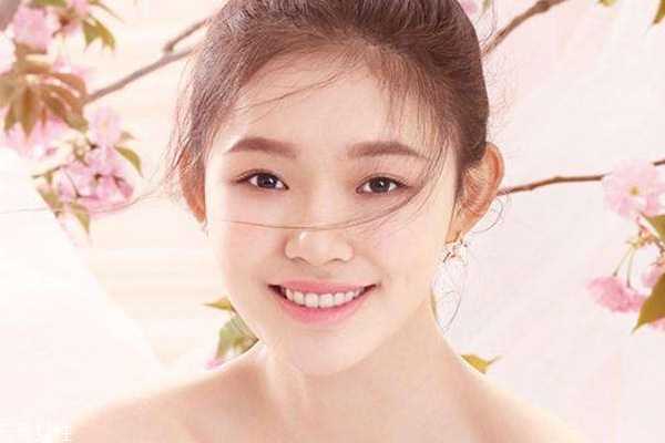 为什么皮肤不吸收护肤品