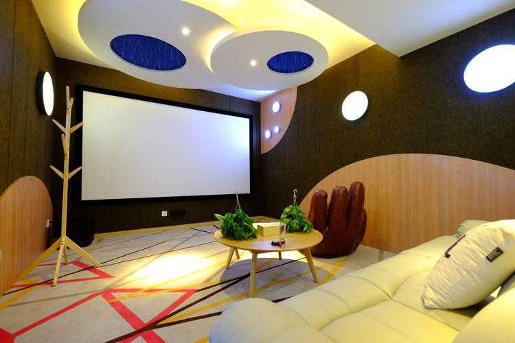 私人电影院免费看吗 私人电影院免费看吗