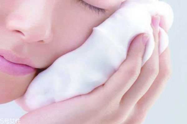 泡沫洁面乳怎么用 泡沫洁面乳怎么用