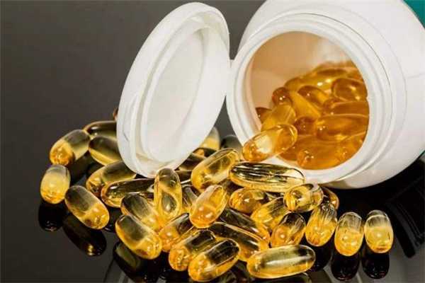 鱼肝油可以护肤吗？油皮痘痘肌可以用鱼肝油擦脸吗