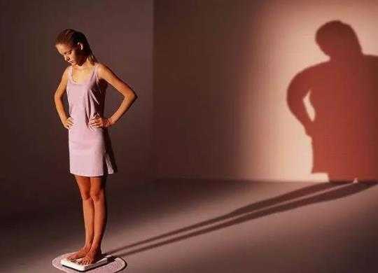 饿到什么程度就晕了?女生得厌食症的初期症状 饿到什么程度就晕了?女生得厌食症的初期症状