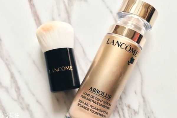 兰蔻菁纯粉底液真假分辨方法