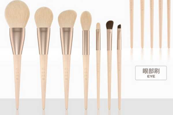 user化妆刷有几支 user化妆刷怎么样