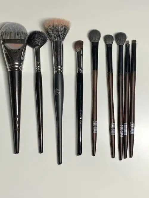 便宜的散粉刷能用吗 便宜的散粉刷能用吗