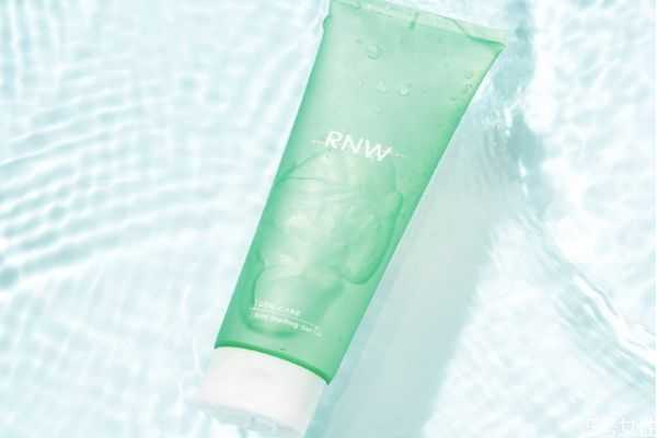 rnw芦荟胶怎么样?rnw芦荟胶可以祛痘吗 rnw芦荟胶怎么样?rnw芦荟胶可以祛痘吗