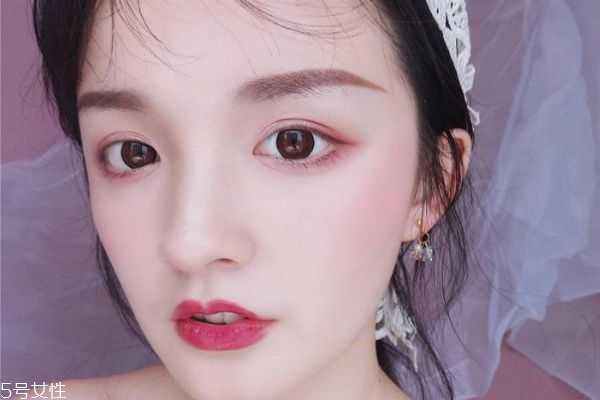 隐形眼镜什么牌子好？颜值超高的美瞳推荐