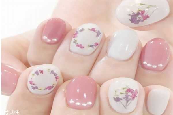 2024年抖音最火的美甲 今年最流行的美甲图片