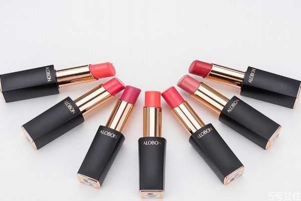 口红属于什么垃圾?用完的化妆品瓶子属于什么垃圾 口红属于什么垃圾?用完的化妆品瓶子属于什么垃圾