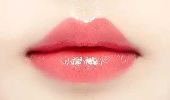 唇彩有味道吗 唇彩有味道吗