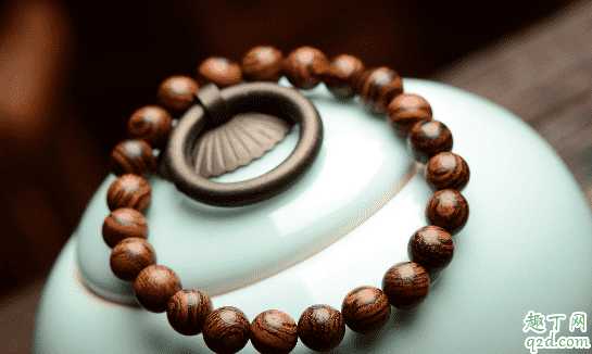 沉香搁置久了会不会腐烂?沉香怎么保存才能放的久 沉香搁置久了会不会腐烂?沉香怎么保存才能放的久