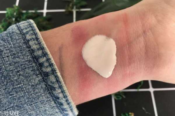 玉丽美容露怎么使用