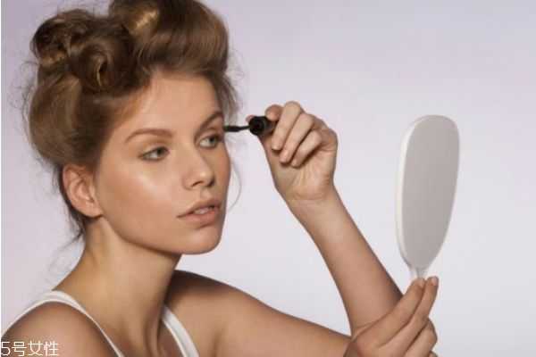 学生用什么睫毛膏？学生党睫毛膏推荐