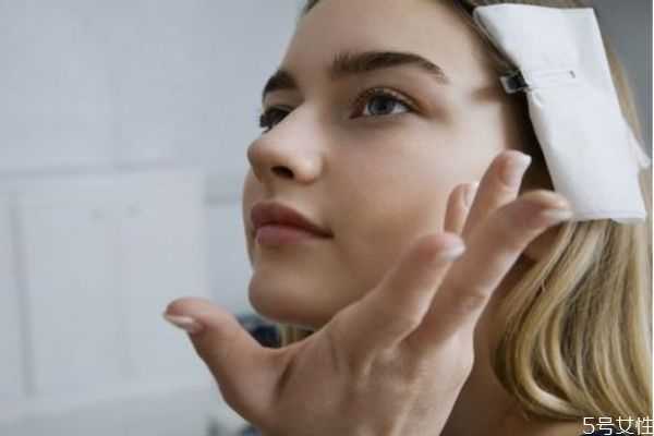 如何消除脸部水肿?脸部消水肿的最快方法 如何消除脸部水肿?脸部消水肿的最快方法