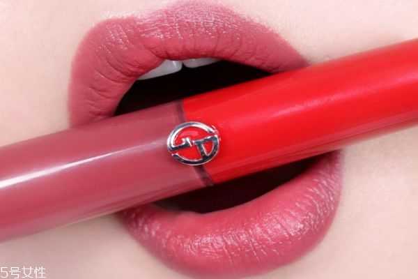 阿玛尼红管新色524什么颜色?阿玛尼红管新色524试色 阿玛尼红管新色524什么颜色?阿玛尼红管新色524试色