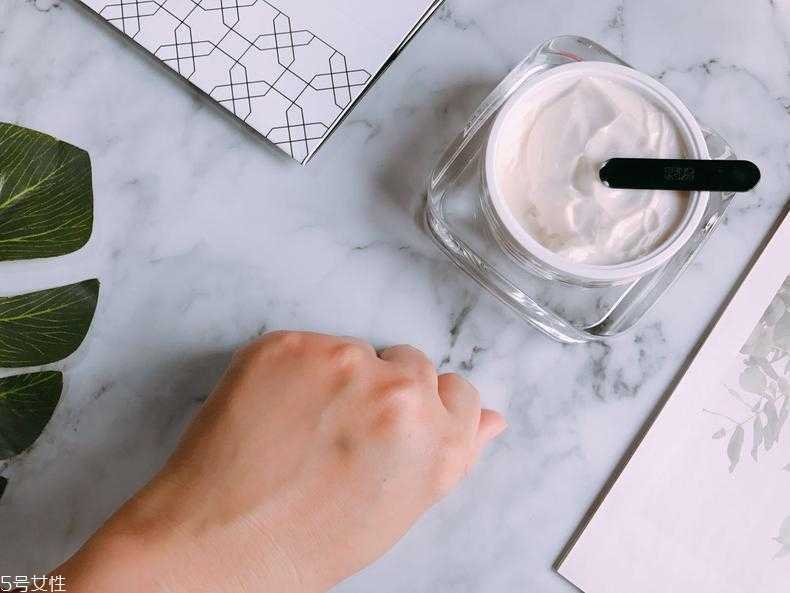 奥伦纳素豆腐霜会致痘吗