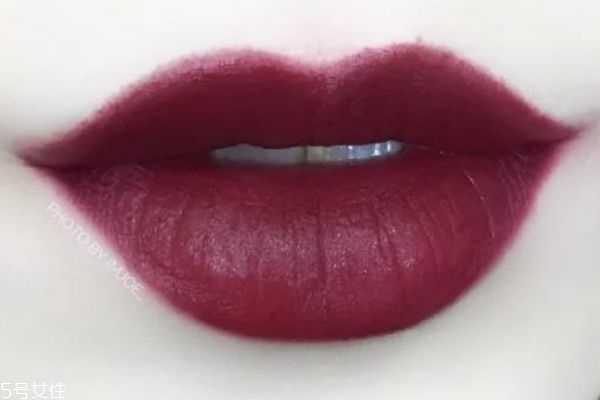 哪些口红想要疯狂安利给别人?日常必备的人气口红 哪些口红想要疯狂安利给别人?日常必备的人气口红