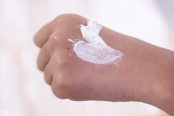 多芬磨砂膏怎么样 多芬磨砂膏怎么样